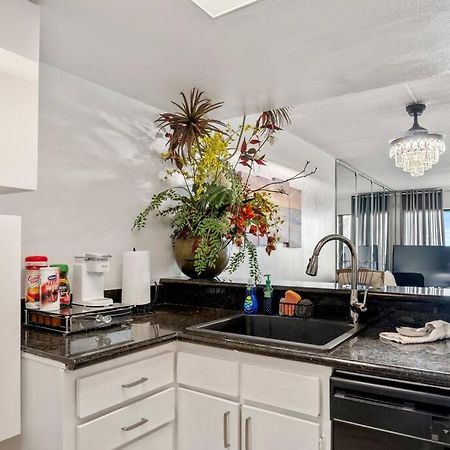 Bello Condominio Con Vista Al Mar, Jacuzzi Interno Галвестън Екстериор снимка