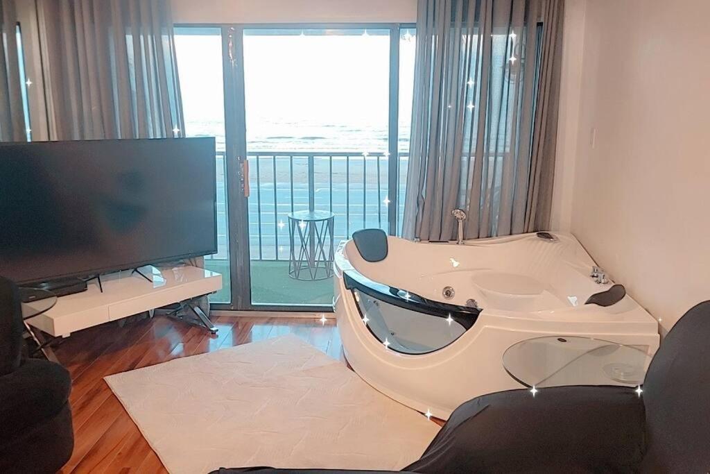 Bello Condominio Con Vista Al Mar, Jacuzzi Interno Галвестън Екстериор снимка